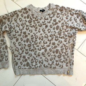 Rails Gray Leopard Sweatshirt size Small